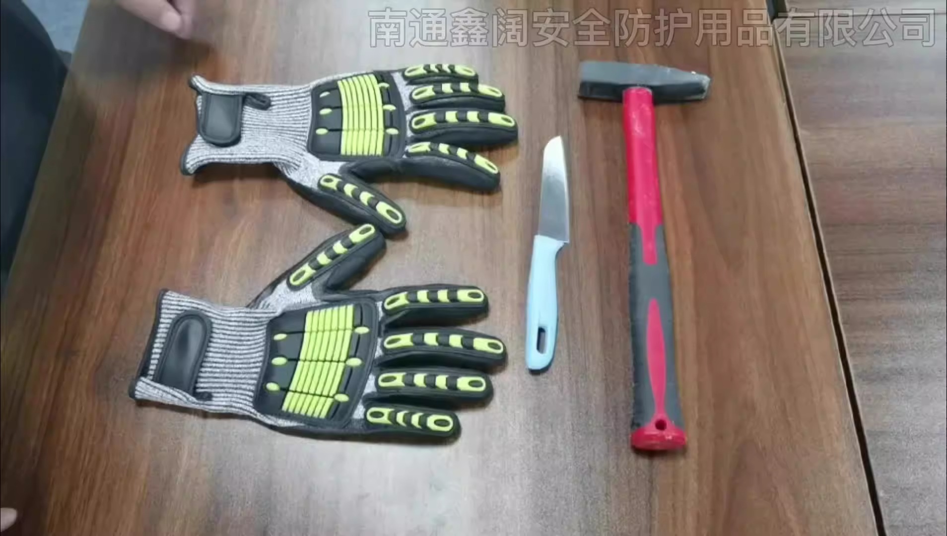 Mechanix Anti-Vibration Heavy  - Work Glove Impact 评论和价格
